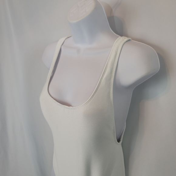 ❤ 3/$25 Garage Maillot Swimsuit - Picture 2 of 5